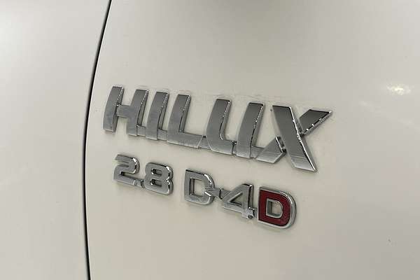 2022 Toyota Hilux SR GUN126R 4X4 thumb-20