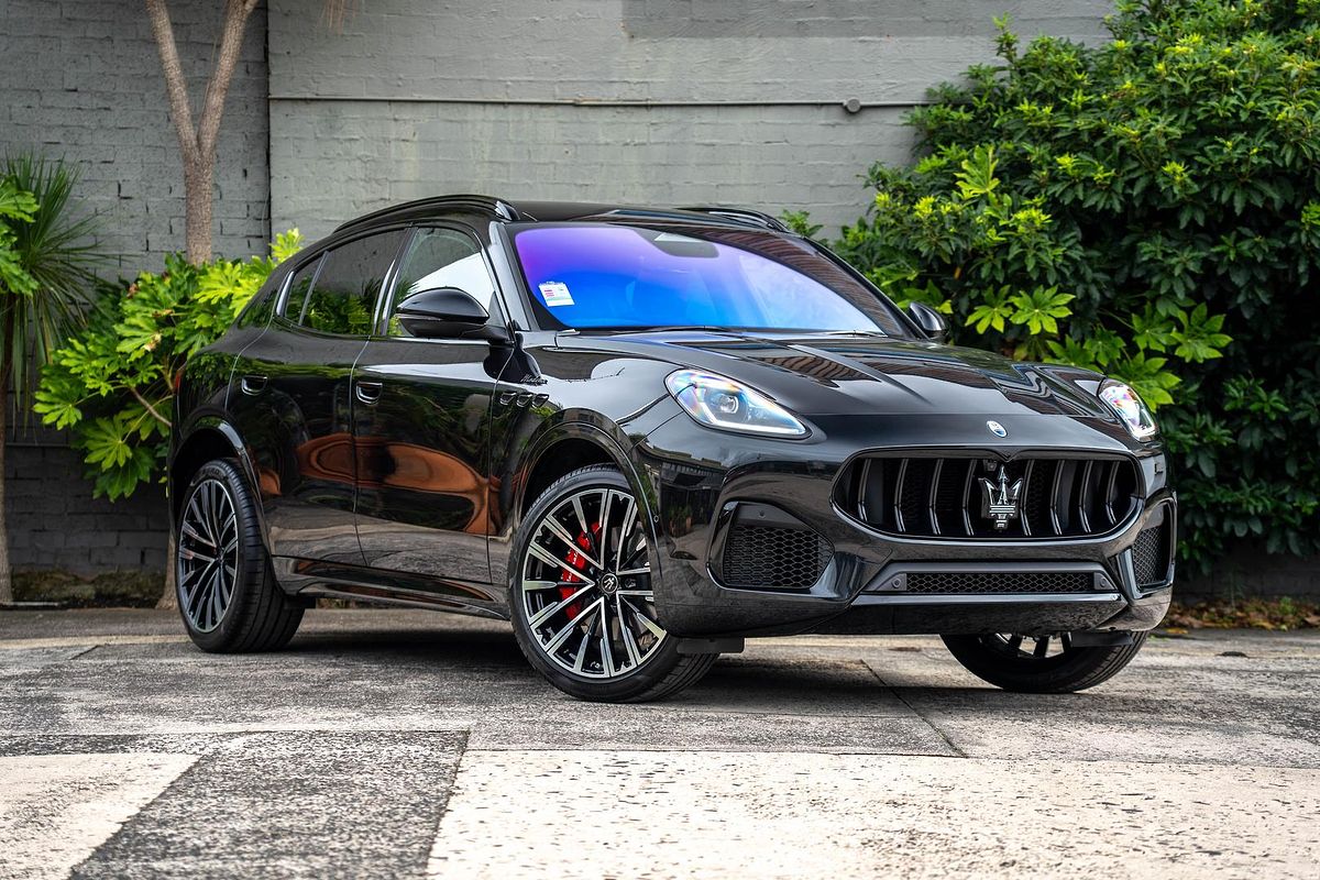 2025 Maserati Grecale Modena M182