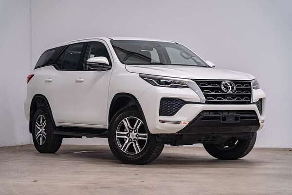 2024 Toyota Fortuner GX GUN156R