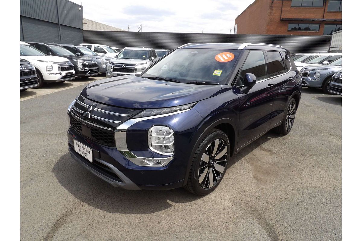 2025 Mitsubishi Outlander Exceed ZM