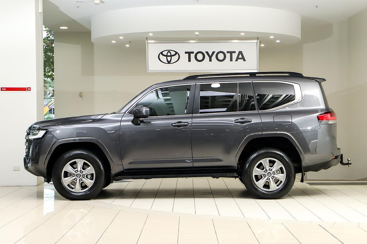2024 Toyota Landcruiser VX FJA300R