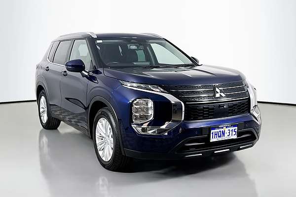 2022 Mitsubishi Outlander LS ZM