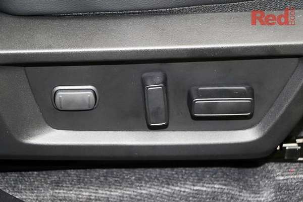 2026 Mitsubishi Triton GSR MV 4X4 thumb-16