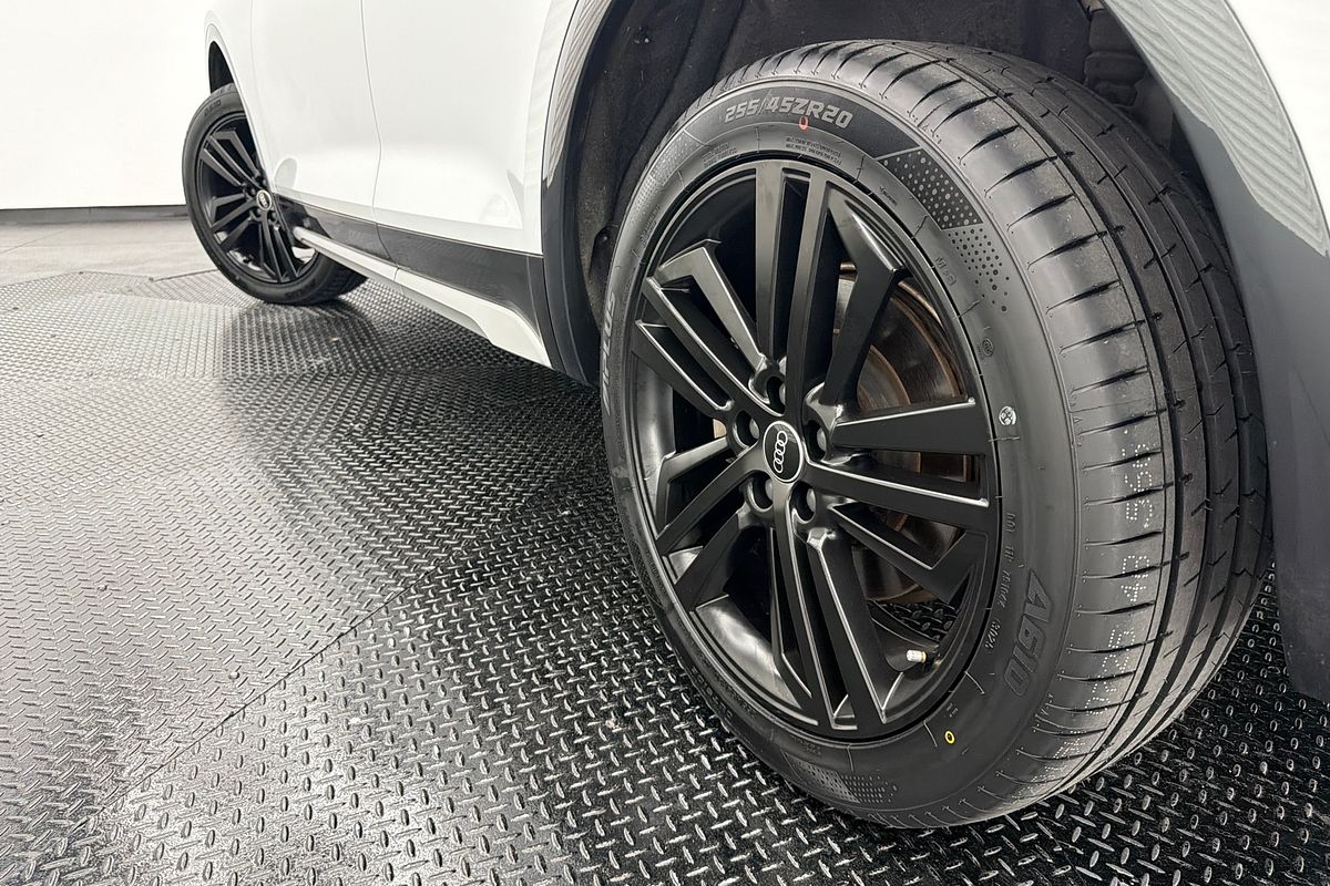 2020 Audi Q5 40 TDI FY