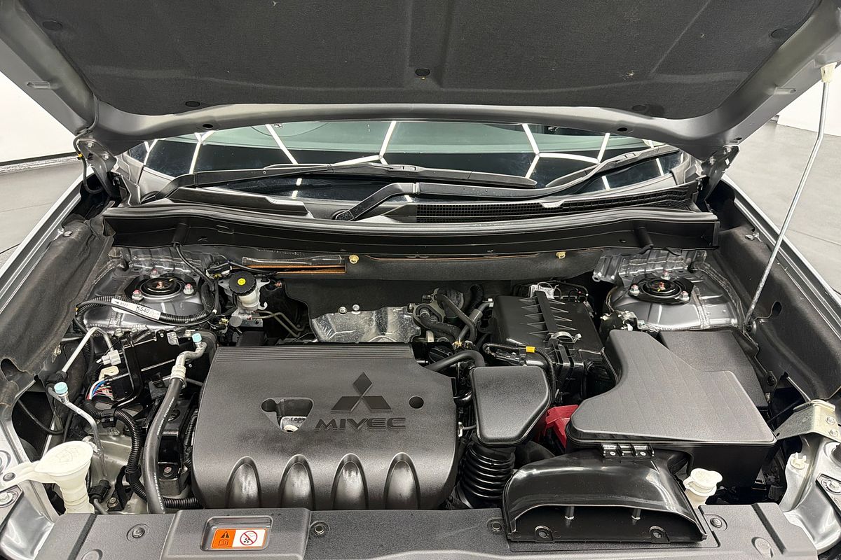 2018 Mitsubishi Outlander LS ZL