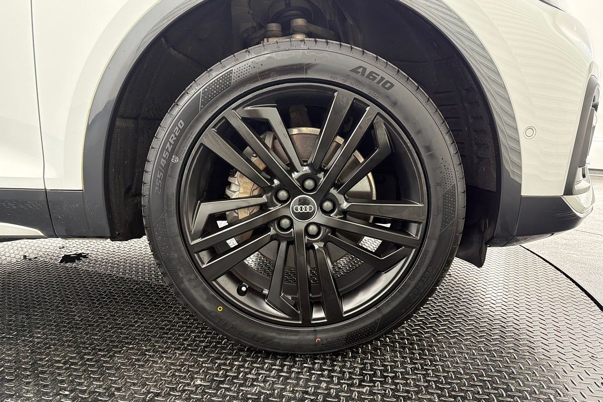 2020 Audi Q5 40 TDI FY