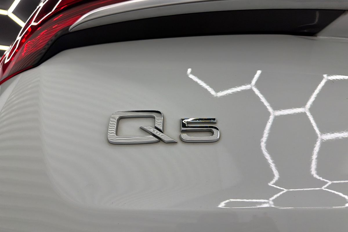 2020 Audi Q5 40 TDI FY