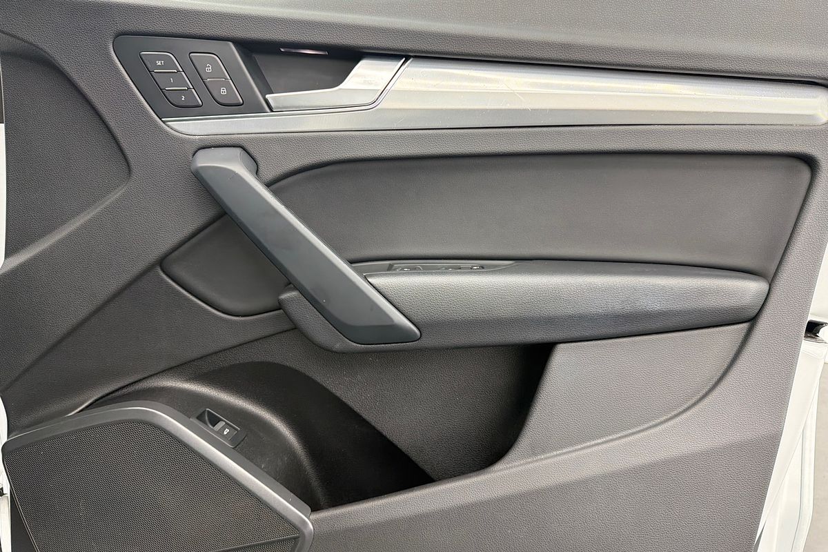 2020 Audi Q5 40 TDI FY