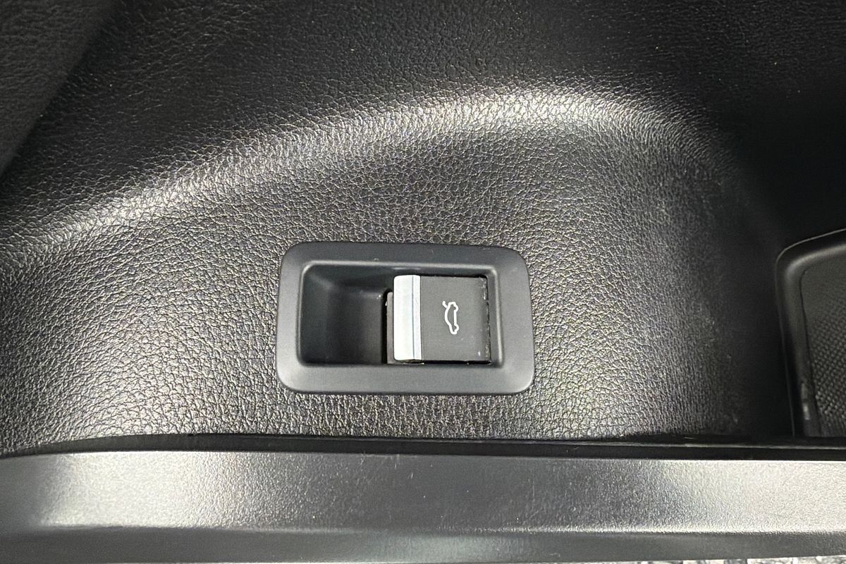 2020 Audi Q5 40 TDI FY