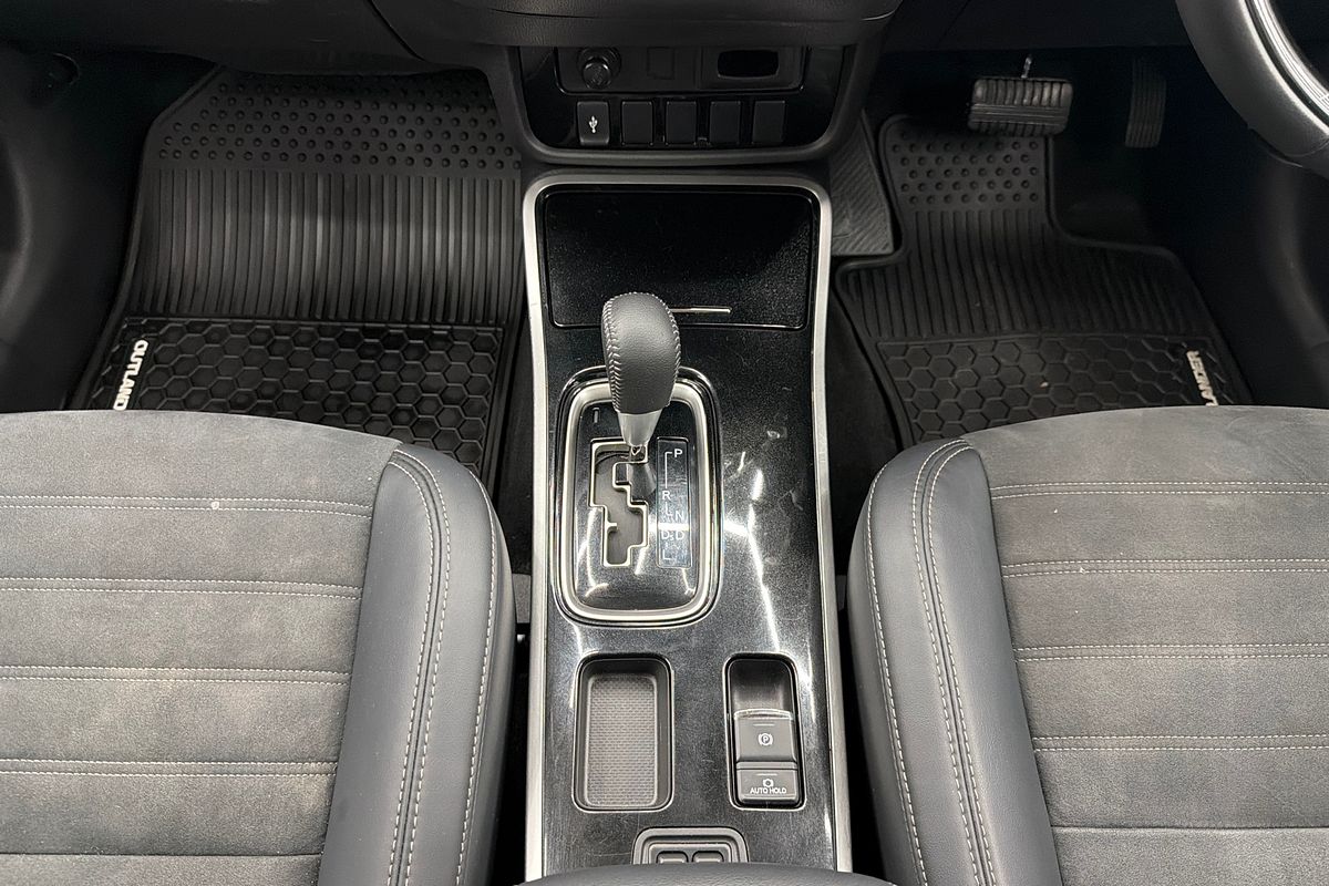 2018 Mitsubishi Outlander LS ZL