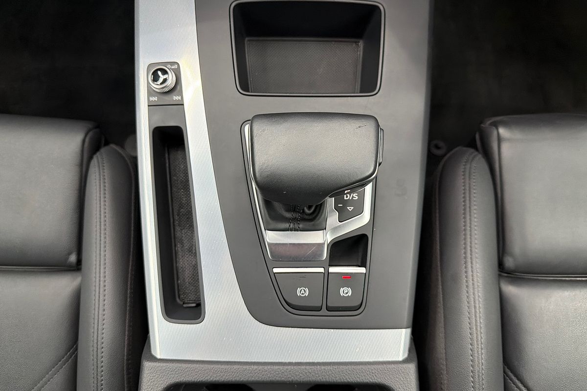 2020 Audi Q5 40 TDI FY