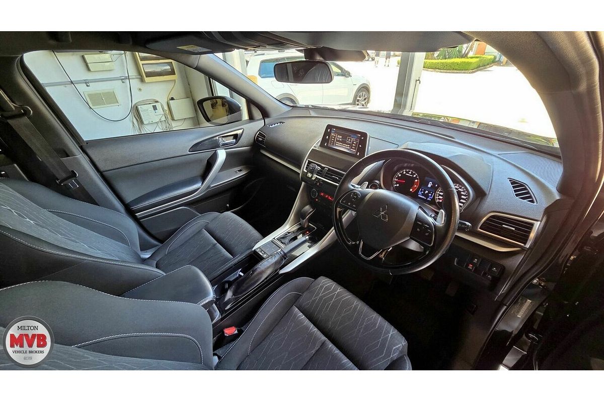 2020 Mitsubishi Eclipse Cross Black Edition YA