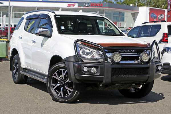 2021 Isuzu MU-X LS-T