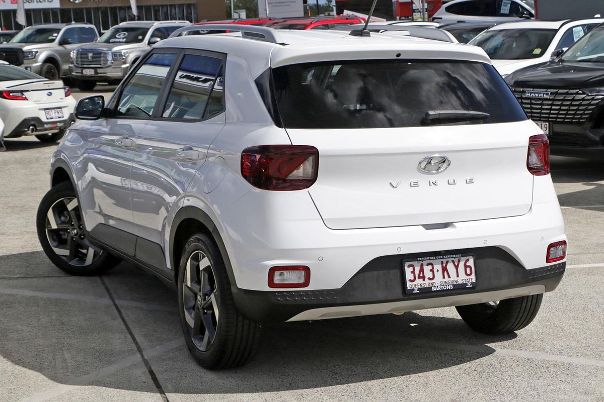2024 Hyundai Venue Elite QX.V5