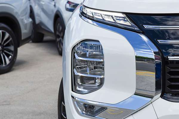 2025 Mitsubishi Outlander Aspire ZM thumb-1