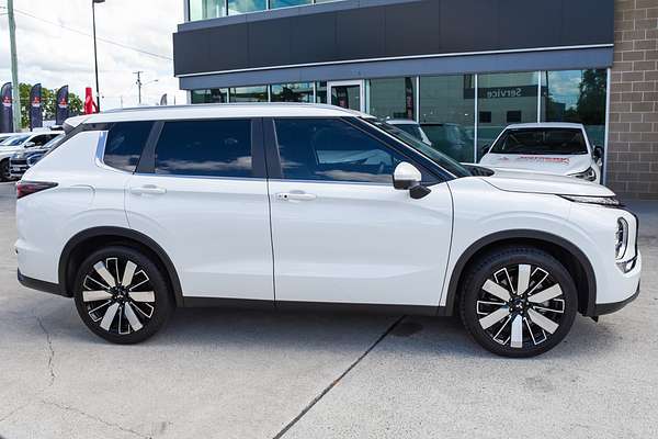 2025 Mitsubishi Outlander Aspire ZM thumb-4