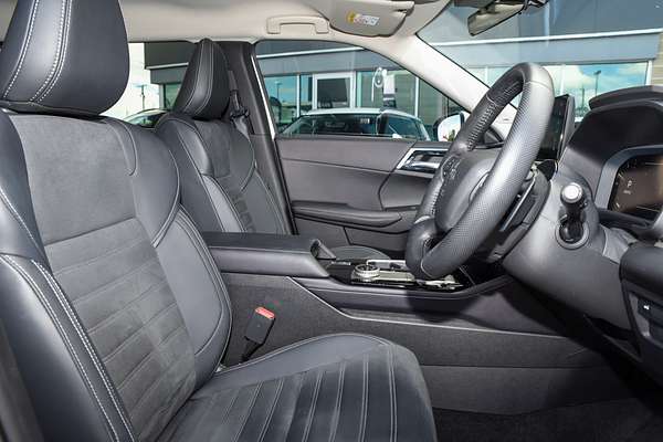 2025 Mitsubishi Outlander Aspire ZM thumb-9