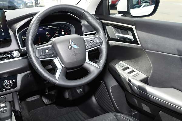 2025 Mitsubishi Outlander Aspire ZM thumb-17