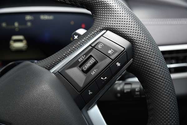 2025 Mitsubishi Outlander LS ZM thumb-15