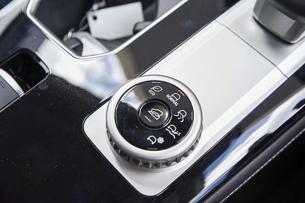 2025 Mitsubishi Outlander LS ZM thumb-14