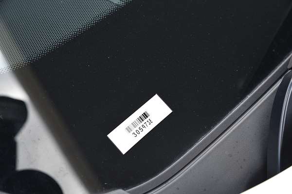 2025 Mitsubishi Outlander LS ZM thumb-22