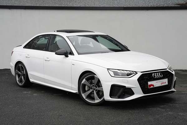 2021 Audi A4 45 TFSI S line B9