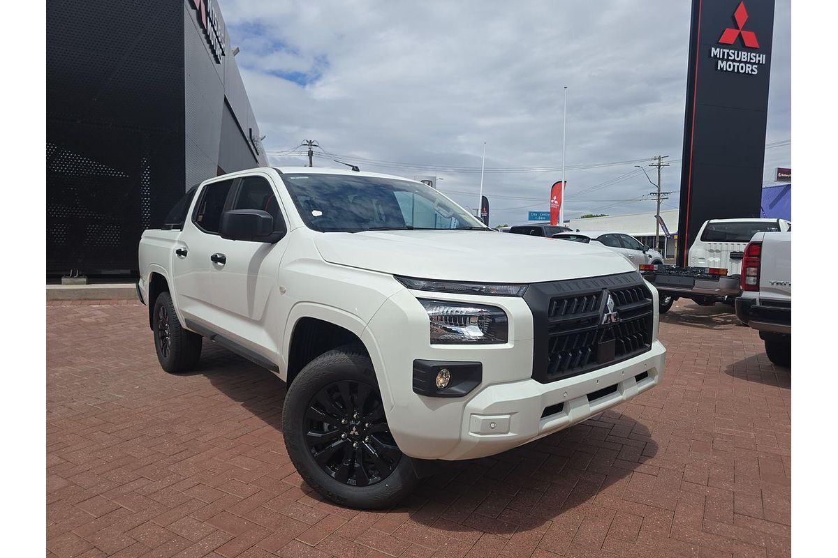 2025 Mitsubishi Triton GLX-R MV 4X4