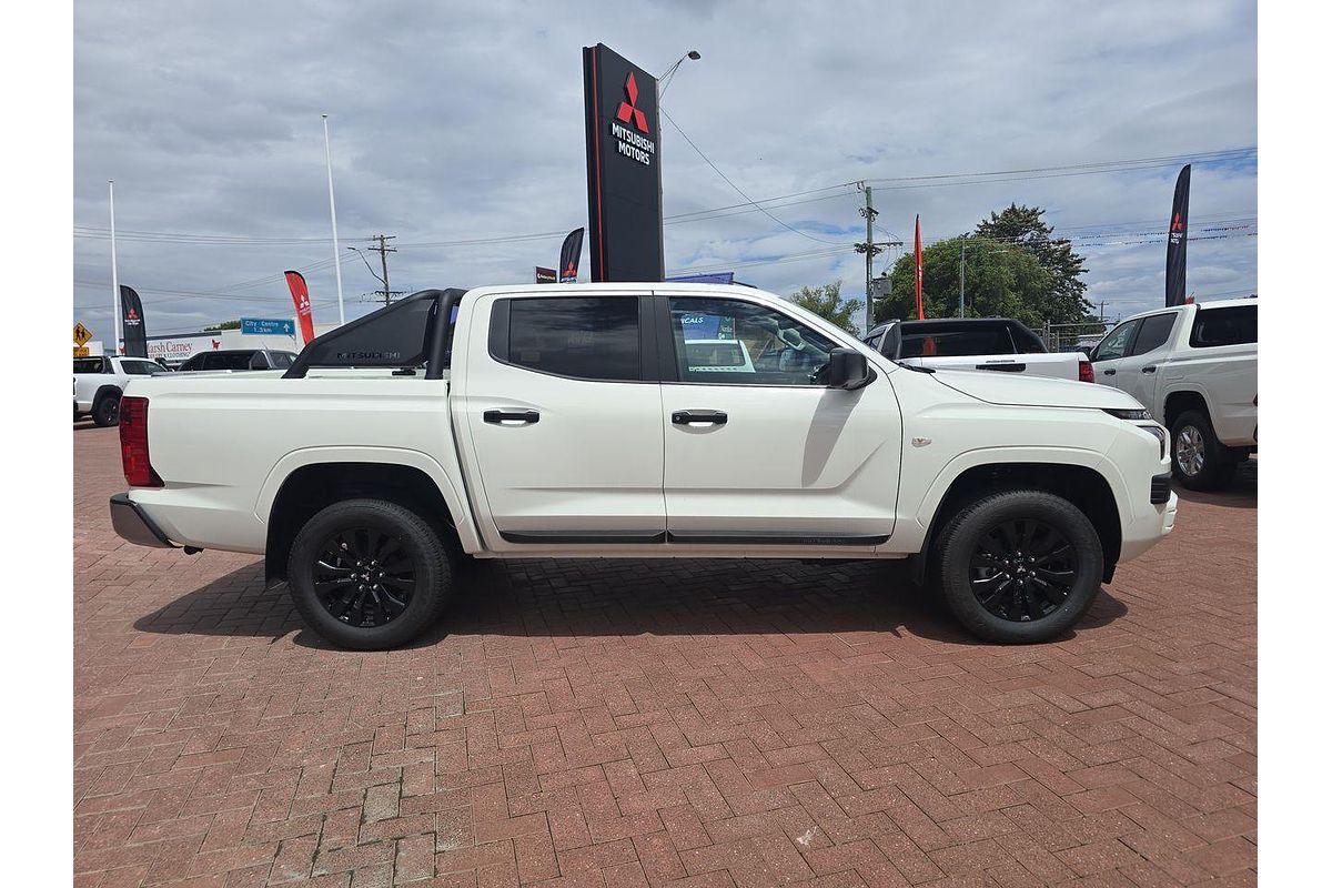 2025 Mitsubishi Triton GLX-R MV 4X4