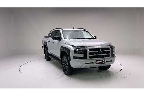 2025 Mitsubishi Triton GSR MV 4X4 thumb-4