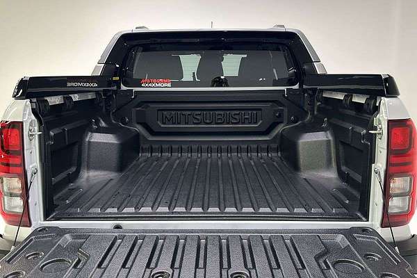 2025 Mitsubishi Triton GSR MV 4X4 thumb-19