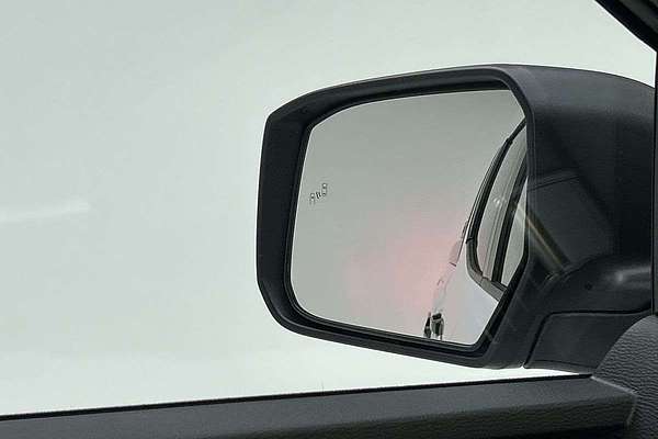 2025 Mitsubishi Triton GSR MV 4X4 thumb-16