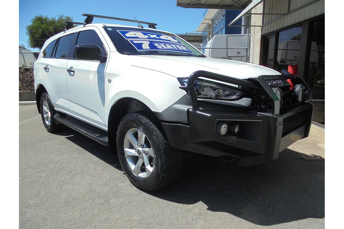 2023 Isuzu MU-X LS-M