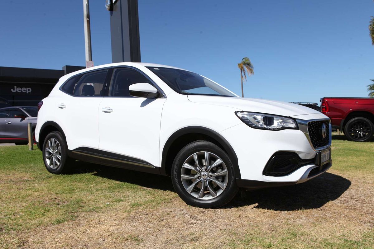 2022 MG HS Core SAS23