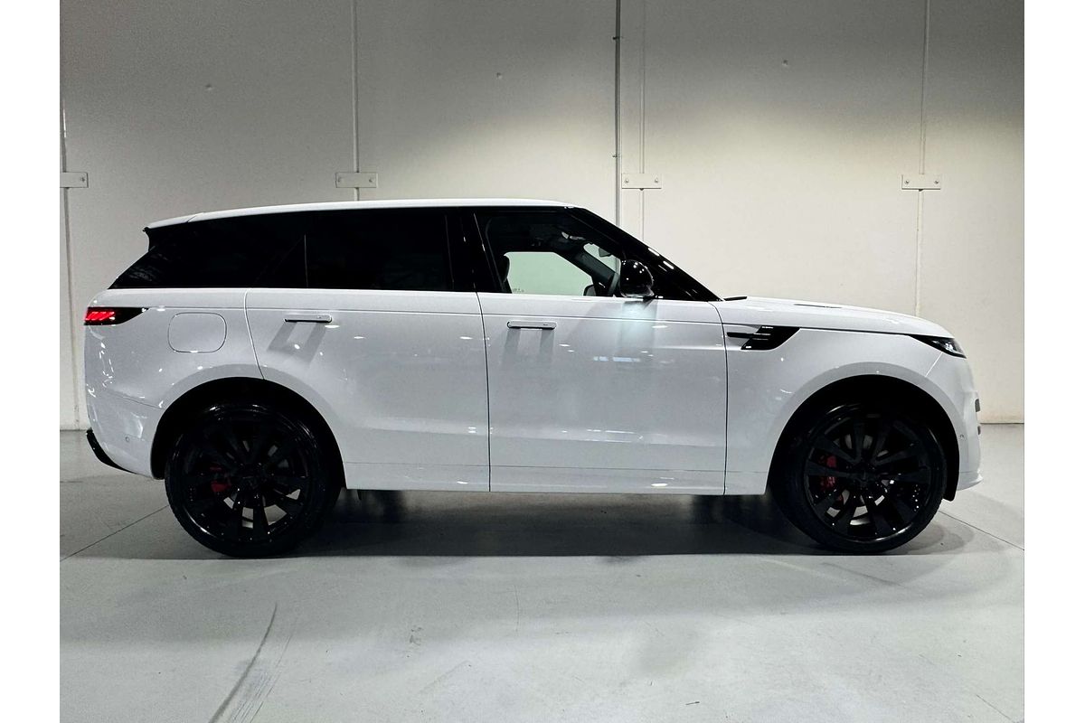 2026 Land Rover Range Rover Sport D350 Dynamic HSE L461