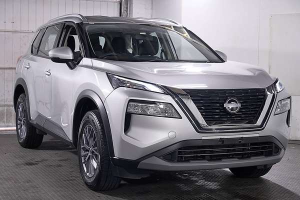 2023 Nissan X-TRAIL ST T33