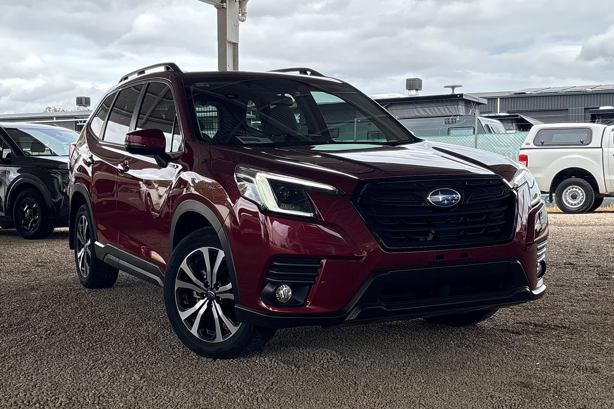 2022 Subaru Forester 2.5i Premium S5