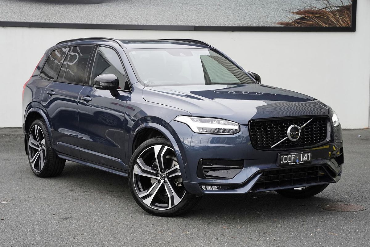 2022 Volvo XC90 B6 R-Design