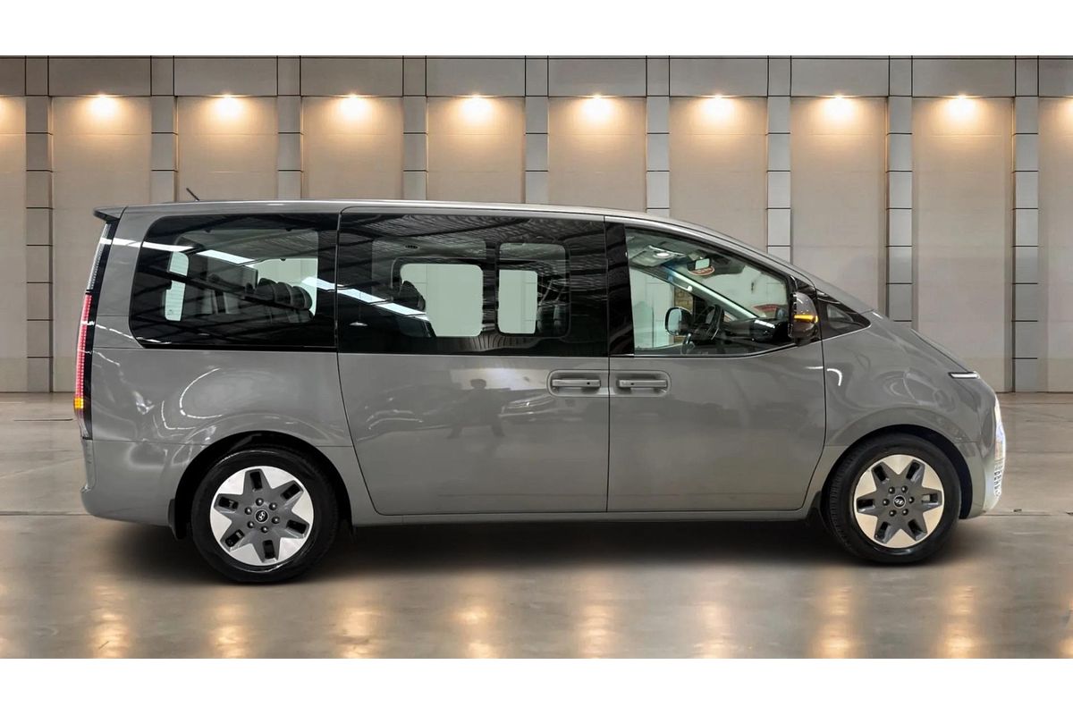 2022 Hyundai STARIA Highlander US4.V1