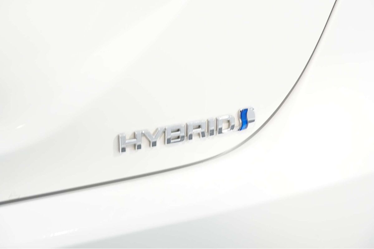 2020 Toyota Camry Ascent AXVH71R