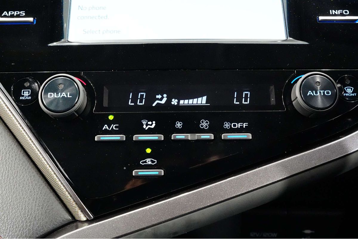 2020 Toyota Camry Ascent AXVH71R