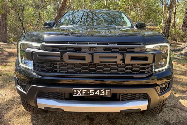 2024 Ford Ranger Raptor 4X4 3.0L thumb-2