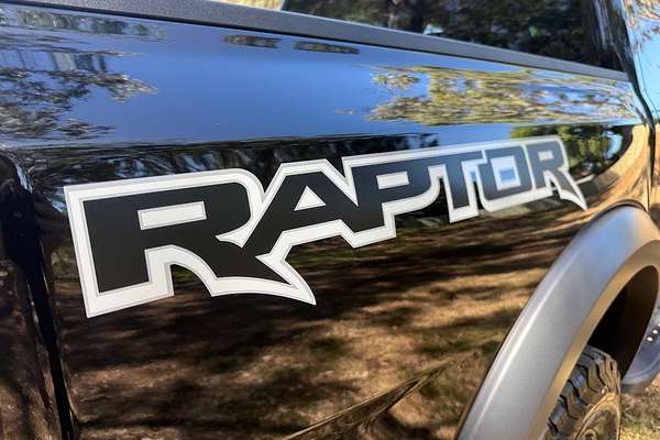 2024 Ford Ranger Raptor 4X4 3.0L thumb-9