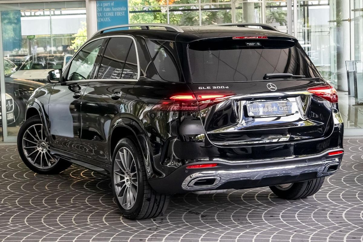 V167 805+055MY GLE300 d Editio n 7 WAG 9G 9sp