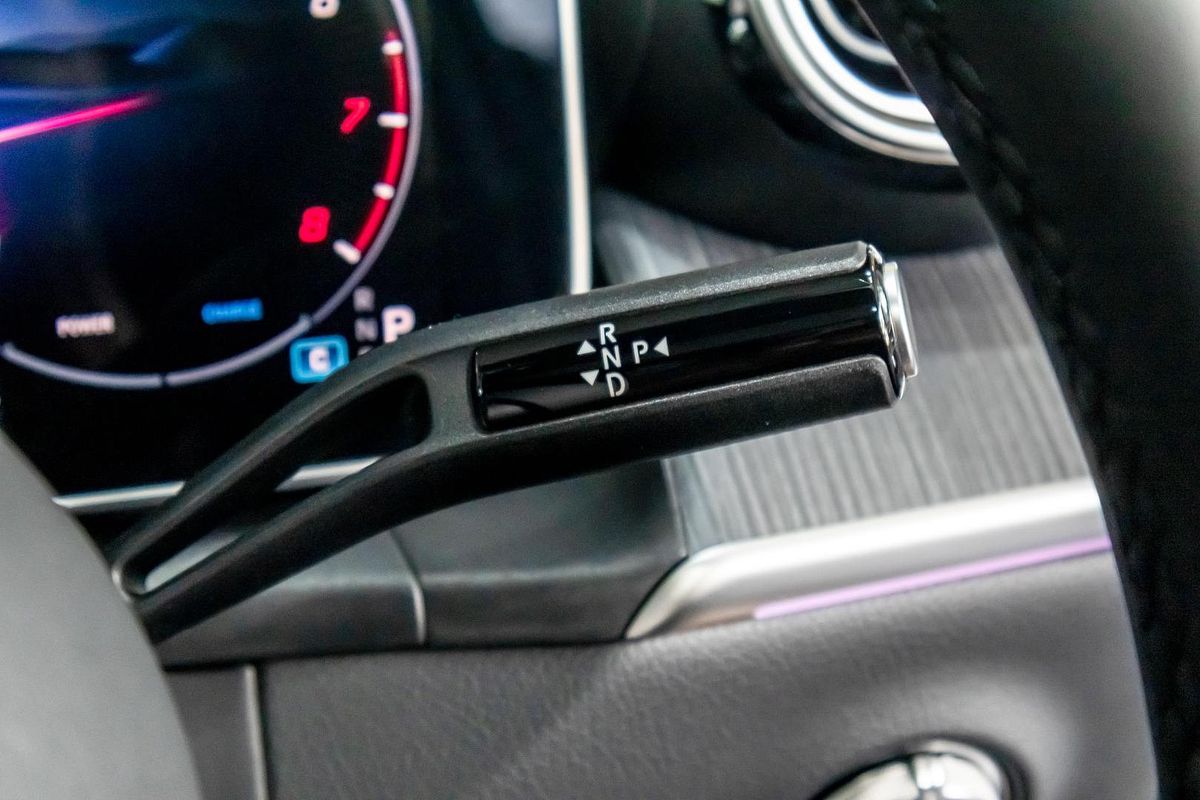 X254 806MY GLC200 WAG 9G 9sp 2 0T/17kW