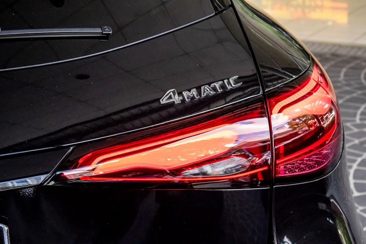 X254 806MY GLC200 WAG 9G 9sp 2 0T/17kW