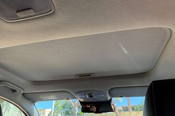 2024 Kia Stonic GT-Line YB thumb-17