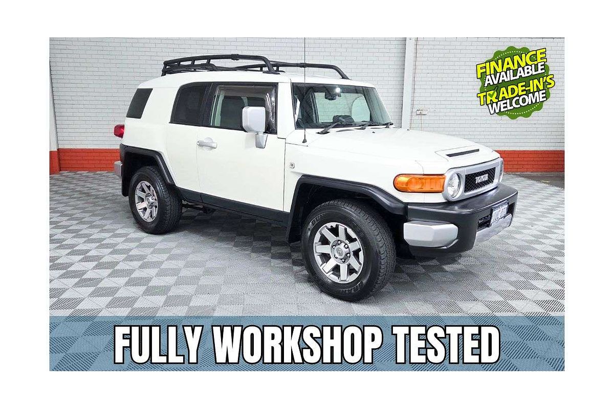 2011 Toyota FJ Cruiser GSJ15R