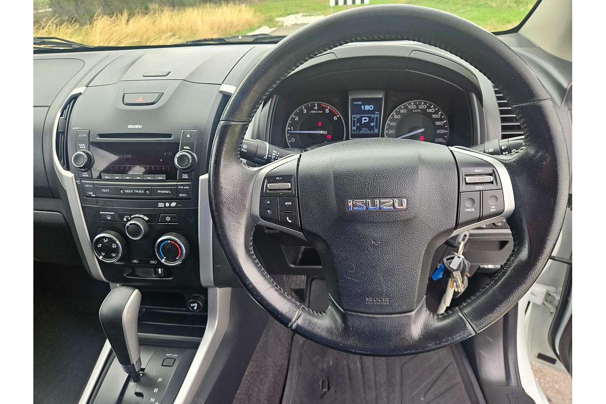 2013 Isuzu D-MAX LS High Ride  Rear Wheel Drive