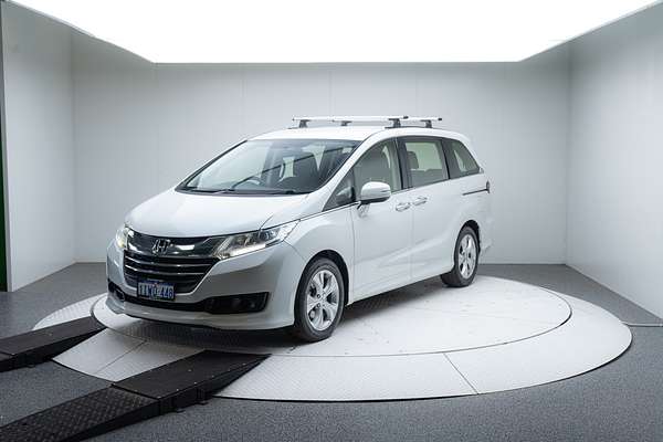 2014 Honda Odyssey VTi 5th Gen