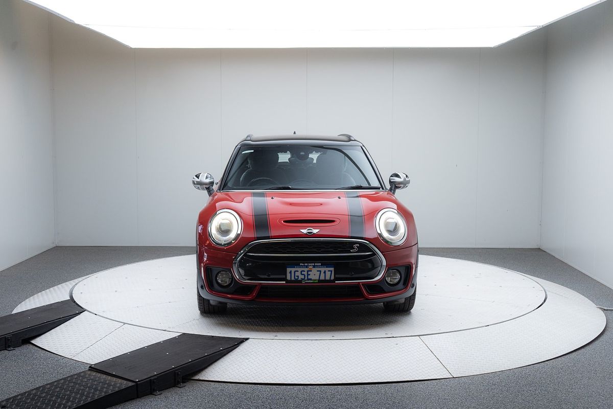 2017 MINI Clubman Cooper S F54